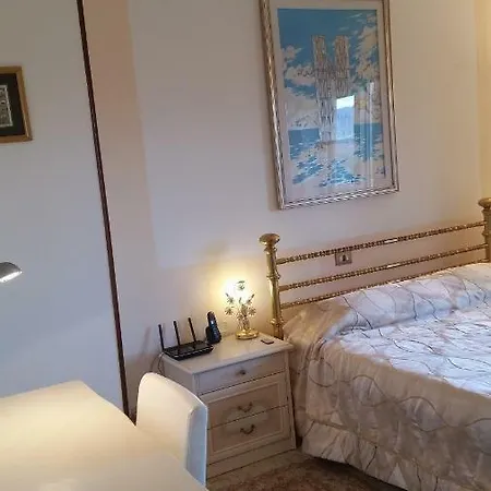 Altura Bed & Breakfast *